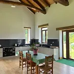 Casa Vacacional Retiro Rural En El Camino The Land Of Eve Friol