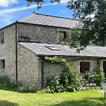 Casa Vacacional Retiro Rural En El Camino The Land Of Eve Friol