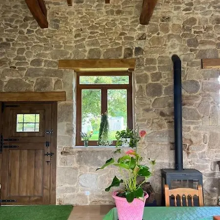 Casa Vacacional Retiro Rural En El Camino The Land Of Eve * Friol