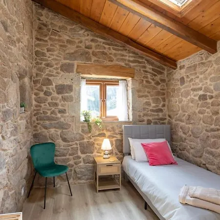 Prázdninový dům Casa Vacacional Retiro Rural En El Camino The Land Of Eve Friol