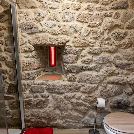 Holiday home Casa Ecologica The Land Of Eve Escape Rural Friol